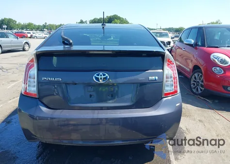 2013 Toyota Prius Three z USA, uszkodzony, nr VIN JTDKN3DU4D1618964